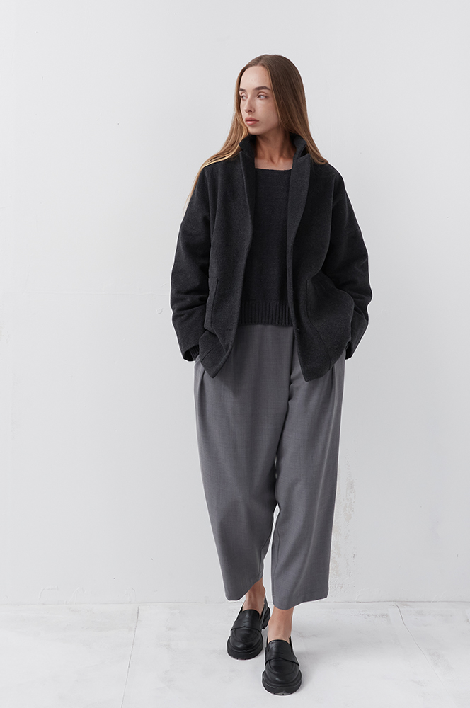 Штани об'ємні із складками сірий (БР 84)